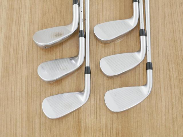 Iron set : Titleist : ชุดเหล็ก Titleist T400 (ตีง่ายที่สุด ไกลที่สุด ออกปี 2020) มีเหล็ก 6-Pw,43 (6 ชิ้น) ก้านกราไฟต์ Mitsubishi FUBUKI MV Flex R