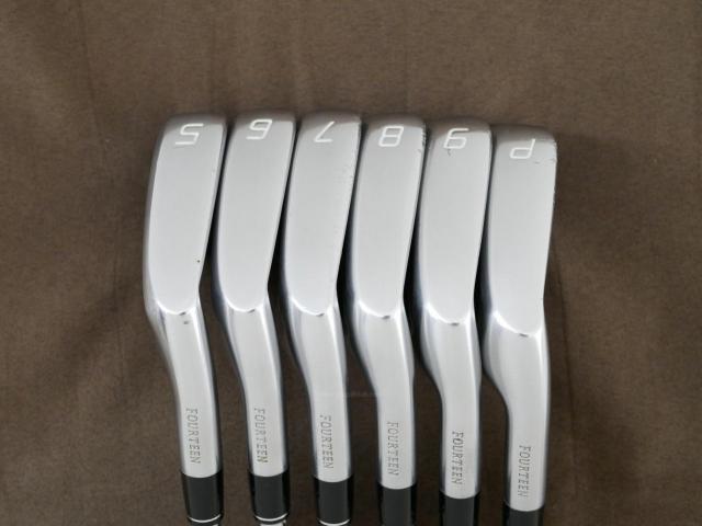 Iron set : Fourteen : ชุดเหล็ก Fourteen PC-555 (ตีง่าย ไกล) มีเหล็ก 5-Pw (6 ชิ้น) ก้านเหล็ก Dynamic Gold 120 S200
