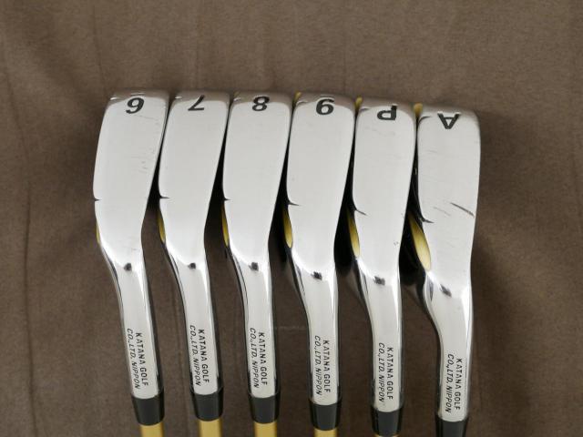 Iron set : Katana : ชุดเหล็ก Katana Sword Sniper 589 (หน้าเด้ง) มีเหล็ก 6-Pw,Aw (6 ชิ้น) ก้านกราไฟต์ Speeder 589 Flex SR