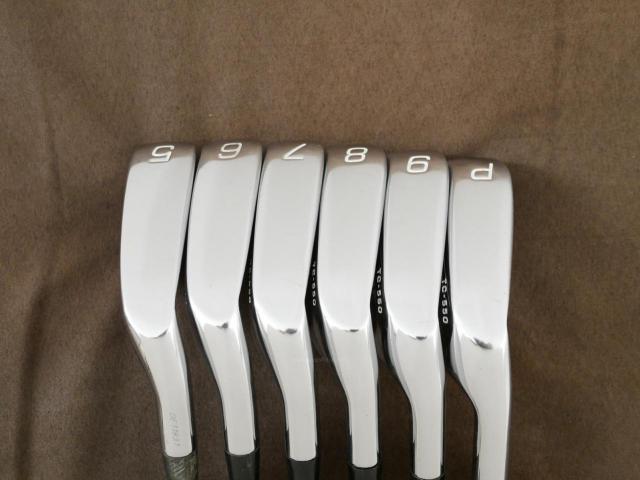 Iron set : Fourteen : ชุดเหล็ก Fourteen TC-550 มีเหล็ก 5-Pw (6 ชิ้น) ก้านกราไฟต์ Fujikura FIT-ON 160i Flex R2