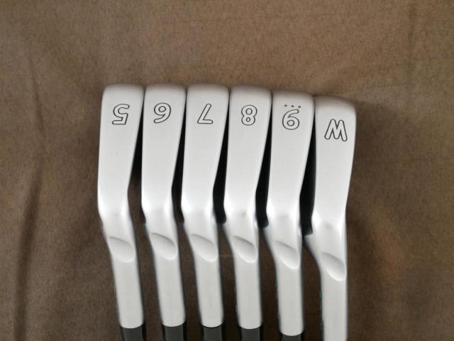 Iron set : Ping : ชุดเหล็ก Ping iBlade (ปี 2018) มีเหล็ก 5-Pw (6 ชิ้น) ก้านเหล็ก NS Pro Modus 120 Flex S
