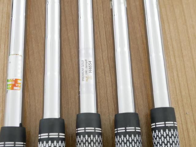 Iron set : Titleist : ชุดเหล็ก Titleist AP1 714 มีเหล็ก 6-Pw (5 ชิ้น) ก้านเหล็ก NS Pro 950 Flex R