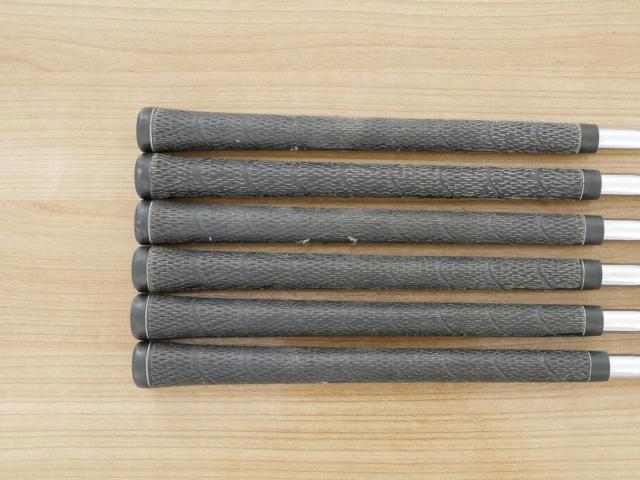 Iron set : Tourstage : ชุดเหล็ก Tourstage TS-211 Airmuscle มีเหล็ก 5-Pw (6 ชิ้น) ก้านเหล็ก NS Pro 950 Flex R