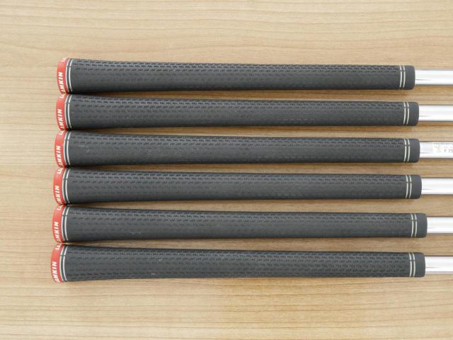 Iron set : Taylormade : ชุดเหล็ก Taylormade Stealth (ออกปี 2022 Japan Spec.) มีเหล็ก 6-Pw,Aw (6 ชิ้น) ก้านเหล็ก KBS Max MT 85 Flex S