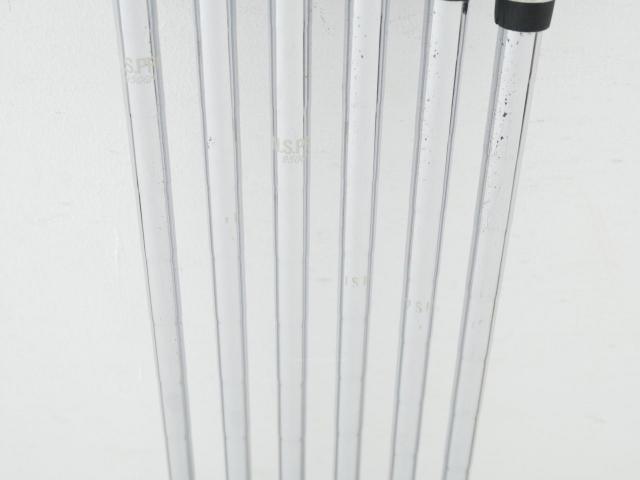 Iron set : Taylormade : ชุดเหล็ก Taylormade M2 มีเหล็ก 5-Pw (6 ชิ้น) ก้านเหล็ก NS Pro 950 Flex S
