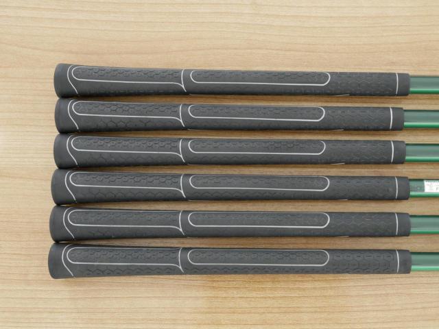 Iron set : Callaway : ชุดเหล็ก Callaway Legacy V (Forged) มีเหล็ก 5-Pw (6 ชิ้น) ก้านกราไฟต์ Flex SR