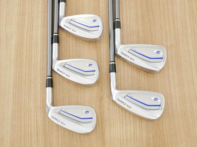 Iron set : Taylormade : ชุดเหล็ก Taylormade Gloire F2 Forged (รุ่นท๊อปสุด Japan Spec. ออกปี 2017) มีเหล็ก 6-Pw (5 ชิ้น) ก้านกราไฟต์ Flex S