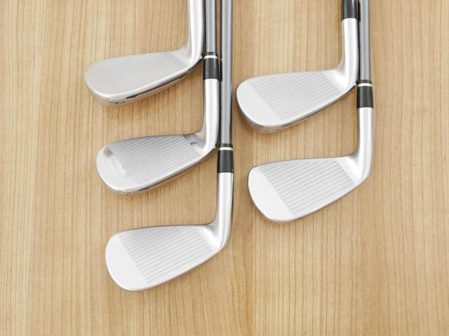 Iron set : Taylormade : ชุดเหล็ก Taylormade Gloire F2 Forged (รุ่นท๊อปสุด Japan Spec. ออกปี 2017) มีเหล็ก 6-Pw (5 ชิ้น) ก้านกราไฟต์ Flex S