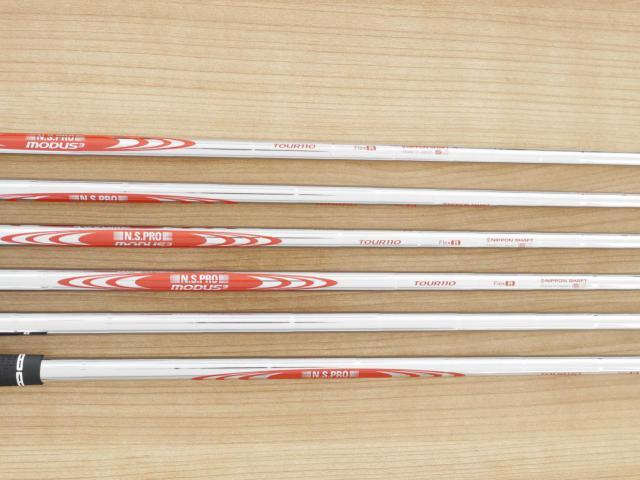 Iron set : Titleist : ชุดเหล็ก Titleist T200 Forged (รุ่นปี 2022 Japan Spec) มีเหล็ก 5-Pw (6 ชิ้น) ก้านเหล็ก NS Pro Modus 110 Flex R