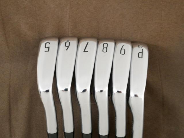 Iron set : Titleist : ชุดเหล็ก Titleist T200 Forged (รุ่นปี 2022 Japan Spec) มีเหล็ก 5-Pw (6 ชิ้น) ก้านเหล็ก NS Pro Modus 110 Flex R
