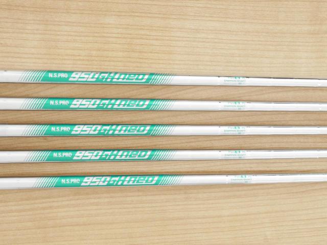 Iron set : Callaway : ชุดเหล็ก Callaway Big Bertha B21 (ออกปี 2021 ตีง่ายที่สุดของ Callaway) มีเหล็ก 6-Pw (5 ชิ้น) ก้านเหล็ก NS Pro 950 NEO Flex S