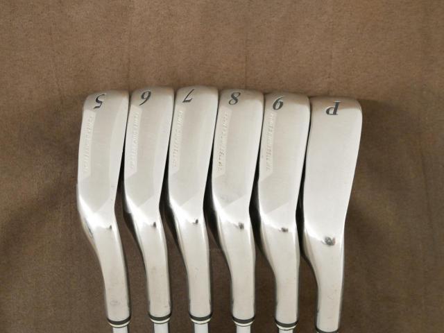 Iron set : XXIO : ชุดเหล็ก XXIO 6 (ใบใหญ่ ตีง่าย ไกล) มีเหล็ก 5-Pw (6 ชิ้น) ก้านเหล็ก NS Pro 950 Flex S