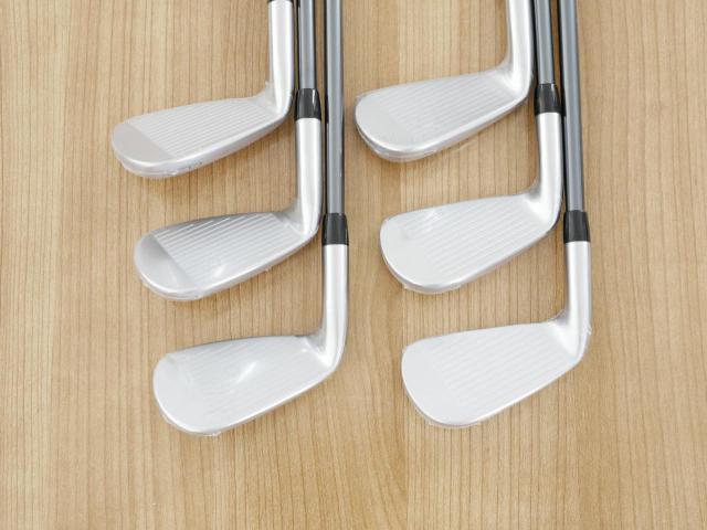 Iron set : Titleist : **ของใหม่ ยังไม่แกะพลาสติก** ชุดเหล็ก Titleist T250 Forged Launch Spec (รุ่นล่าสุด ออกปี 2025 Japan Spec) มีเหล็ก 5-Pw (6 ชิ้น) ก้านกราไฟต์ Mitsubishi MMT 65 Flex R