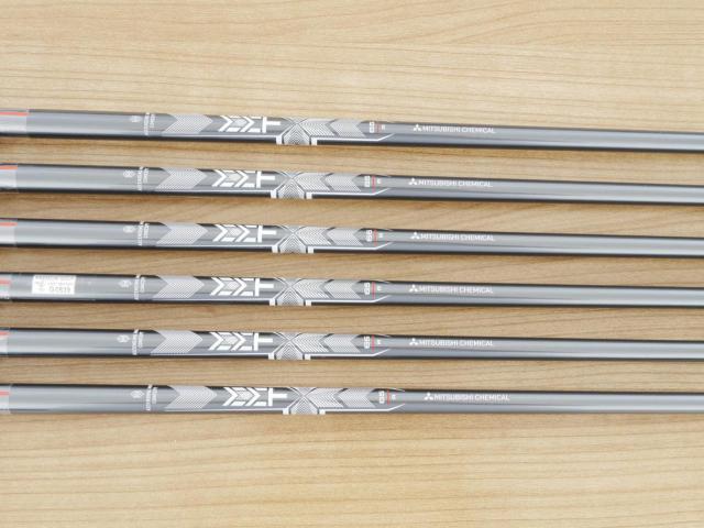 Iron set : Titleist : **ของใหม่ ยังไม่แกะพลาสติก** ชุดเหล็ก Titleist T250 Forged Launch Spec (รุ่นล่าสุด ออกปี 2025 Japan Spec) มีเหล็ก 5-Pw (6 ชิ้น) ก้านกราไฟต์ Mitsubishi MMT 65 Flex R