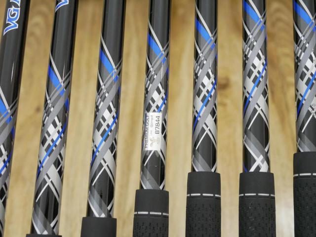 Iron set : Titleist : ชุดเหล็ก Titleist VG3 Type D Forged (รุ่นปี 2019 Japan Spec. ตีง่ายและไกลที่สุดของ Titleist) มีเหล็ก 5-Pw,Aw,As,Sw (เต็มเซ็ต 9 ชิ้น) ก้านกราไฟต์ Mitsubishi VGI Flex R