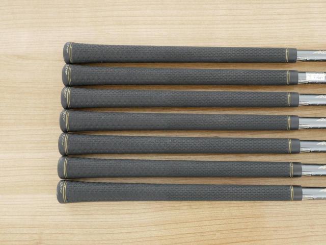 Iron set : Tsuruya : ชุดเหล็ก Tsuruya AXEL Gold Premium III (ออกปี 2019 ของใหม่ 6 หมื่นกว่าบาท หน้าเด้งสุดๆ ไกลสุดๆๆ) มีเหล็ก 7-Pw,Aw,As,Sw (7 ชิ้น) ก้านกราไฟต์ Flex R