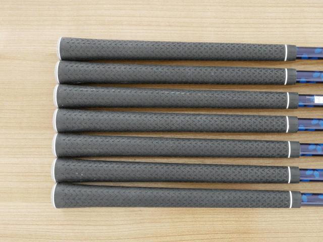 Iron set : Taylormade : ชุดเหล็ก Taylormade Qi (รุ่นล่าสุด ออกปี 2024 Japan Spec.) มีเหล็ก 6-Pw,Aw,Sw (7 ชิ้น) ก้านกราไฟต์ Mitsubishi Diamana TM60 Flex R