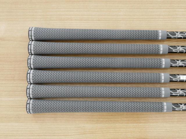 Iron set : Taylormade : ชุดเหล็ก Taylormade P770 Forged (รุ่นปี 2023 นุ่ม แน่น)  มีเหล็ก 5-Pw (6 ชิ้น) ก้านกราไฟต์ Mitsubishi Diamana Thump i95 Flex S