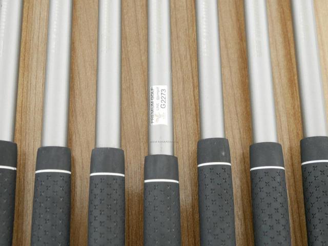 Iron set : Taylormade : ชุดเหล็ก Taylormade P790 (ตัวท้อปสุด ปี 2023 Japan Spec.) มีเหล็ก 5-Pw,Aw (7 ชิ้น) ก้านกราไฟต์ UST Mamiya ATTAS 10 Flex SX