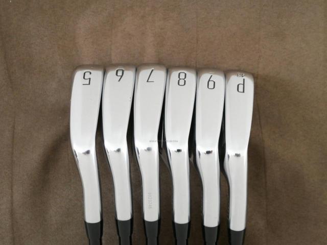 Iron set : Titleist : ชุดเหล็ก Titleist T200 Forged (ออกปี 2023 Japan Spec) มีเหล็ก 5-Pw (6 ชิ้น) ก้านกราไฟต์ Mitsubishi TENSEI AM2 Flex S