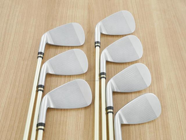 Iron set : Honma : **ก้าน 3 ดาว** ชุดเหล็ก Honma Beres 09 Forged (รุ่นล่าสุด ออกปี 2024 สวยมากๆ) มีเหล็ก 7-11,Aw,Sw (7 ชิ้น เทียบเท่า 6-Pw,Aw,Sw) ก้าน ARMRQ FX Light Flex R (3 ดาว)