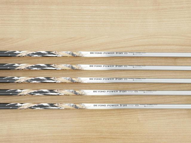 Iron set : Other Brand : ชุดเหล็ก Ryoma DSI (ตีง่ายมาก ไกลมากๆ หายากสุดๆ) มีเหล็ก 8-Pw,Aw,Sw (5 ชิ้น) ก้านตัวท็อป RYOMA BEYOND POWER IRON FLEX ∞