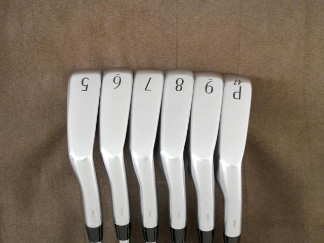 Iron set : Titleist : ชุดเหล็ก Titleist T250 Forged Launch Spec (รุ่นล่าสุด ออกปี 2025 Japan Spec) มีเหล็ก 5-Pw (6 ชิ้น) ก้านเหล็ก NS Pro Modus 115 Flex S