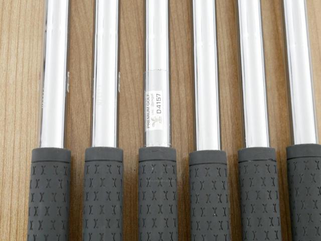 Iron set : Titleist : ชุดเหล็ก Titleist T400 (ตีง่ายที่สุด ไกลที่สุด ออกปี 2020) มีเหล็ก 6-Pw,43 (6 ชิ้น) ก้านเหล็ก NS Pro 950 NEO Flex S