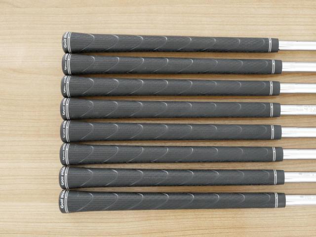 Iron set : Mizuno : ชุดเหล็ก Mizuno JPX 900 Forged (นุ่มมาก ตีง่าย ระยะดี) มีเหล็ก 5-Pw,Aw,Sw (8 ชิ้น) ก้านเหล็ก NS Pro 950 HT Flex SR
