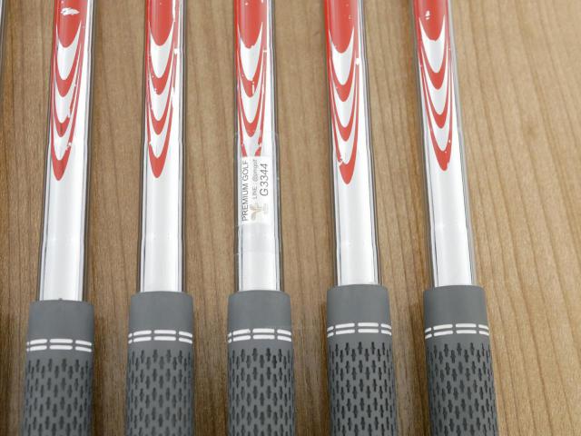 Iron set : Taylormade : ชุดเหล็ก Taylormade P7MC Forged (ซีรี่ย์ท้อปสุด ออกปี 2021) มีเหล็ก 5-Pw (6 ชิ้น) ก้านเหล็ก NS Pro Modus 105 Flex R