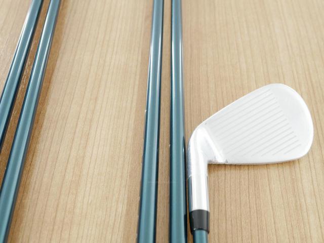 Iron set : Callaway : **ของใหม่ ยังไม่แกะพลาสติก** ชุดเหล็ก Callaway ELYTE (รุ่นล่าสุด ออกปี 2025 ตีง่ายมาก ไกล Japan Spec.) มีเหล็ก 6-Pw (5 ชิ้น) ก้านกราไฟต์ Fujikura VENTUS 5 Flex R