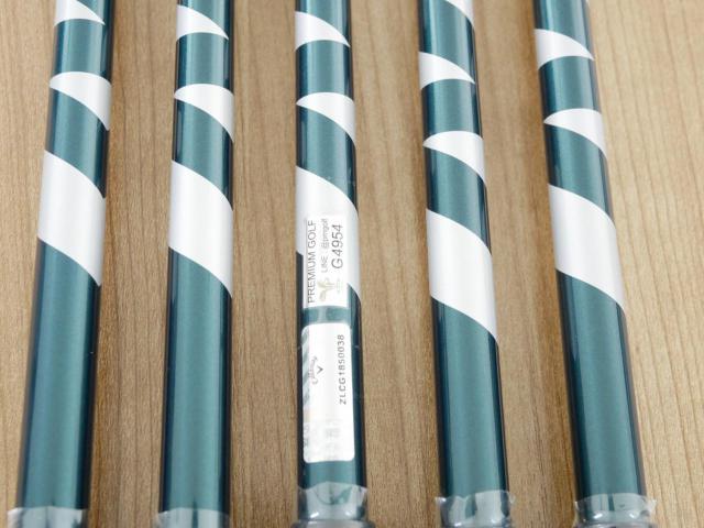 Iron set : Callaway : **ของใหม่ ยังไม่แกะพลาสติก** ชุดเหล็ก Callaway ELYTE (รุ่นล่าสุด ออกปี 2025 ตีง่ายมาก ไกล Japan Spec.) มีเหล็ก 6-Pw (5 ชิ้น) ก้านกราไฟต์ Fujikura VENTUS 5 Flex R