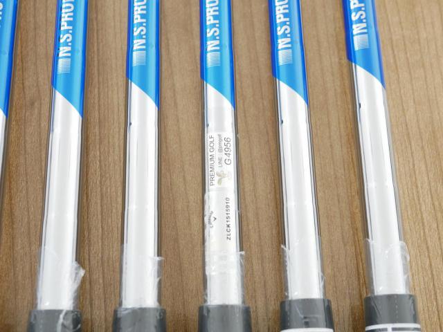 Iron set : Callaway : **ของใหม่ ยังไม่แกะพลาสติก** ชุดเหล็ก Callaway APEX Ai200 Forged (รุ่นล่าสุด ออกปี 2024) มีเหล็ก 5-Pw (6 ชิ้น) ก้านเหล็ก NS Pro ZELOS 7 Flex S