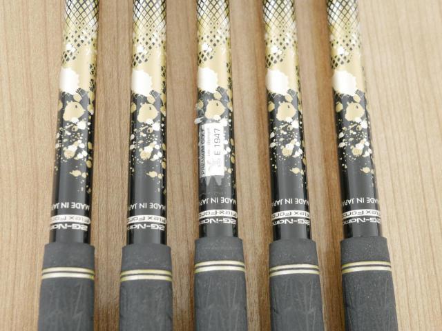 Iron set : Yonex : ชุดเหล็ก Yonex Royal E-Zone (รุ่นล่าสุด ปี 2024 หน้าเด้งสุดๆ ตีไกลสุดๆ) มีเหล็ก 6-Pw (5 ชิ้น) ก้านกราไฟต์ Flex SR