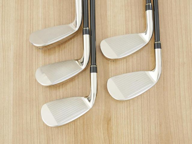 Iron set : Yonex : ชุดเหล็ก Yonex Royal E-Zone (รุ่นล่าสุด ปี 2024 หน้าเด้งสุดๆ ตีไกลสุดๆ) มีเหล็ก 6-Pw (5 ชิ้น) ก้านกราไฟต์ Flex SR