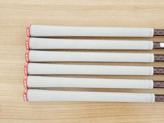 Lady club : All : ชุดเหล็ก Taylormade Stealth (รุ่นปี 2023 Japan Spec.) มีเหล็ก 7-Pw,Aw,Sw (6 ชิ้น) ก้านกราไฟต์ Mitsubishi Tensei TM40 Flex A (Lady)