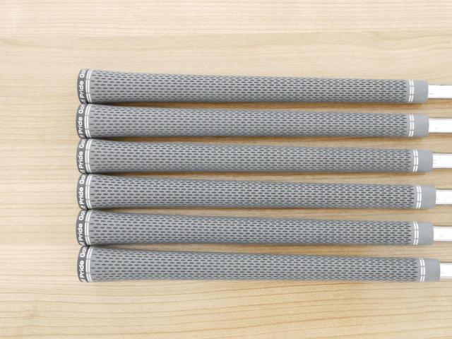 Iron set : Taylormade : ชุดเหล็ก Taylormade P770 Forged (รุ่นปี 2023 นุ่ม แน่น)  มีเหล็ก 5-Pw (6 ชิ้น) ก้านเหล็ก Dynamic Gold EX Weight Lock Tour Issue S200