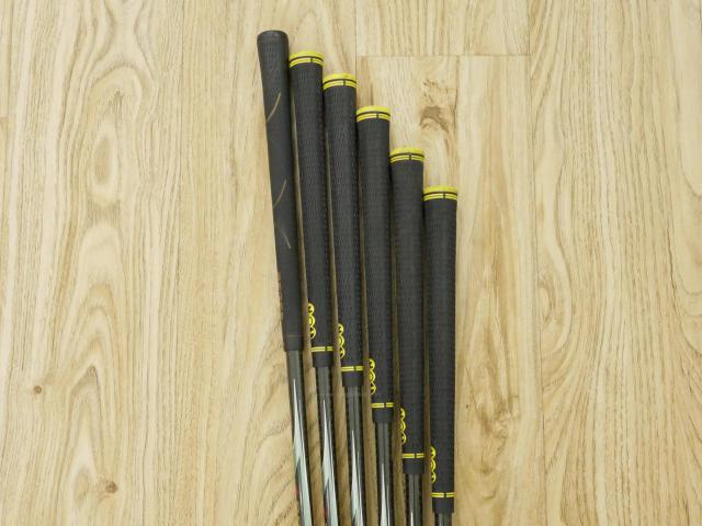 Iron set : Honma : ชุดเหล็ก Honma Beres IS-02 (หน้าเด้ง Forged) มีเหล็ก 6-11 (6 ชิ้น เทียบเท่า 5-Pw) ก้าน ARMRQ 6 (45) Flex R (2 ดาว)