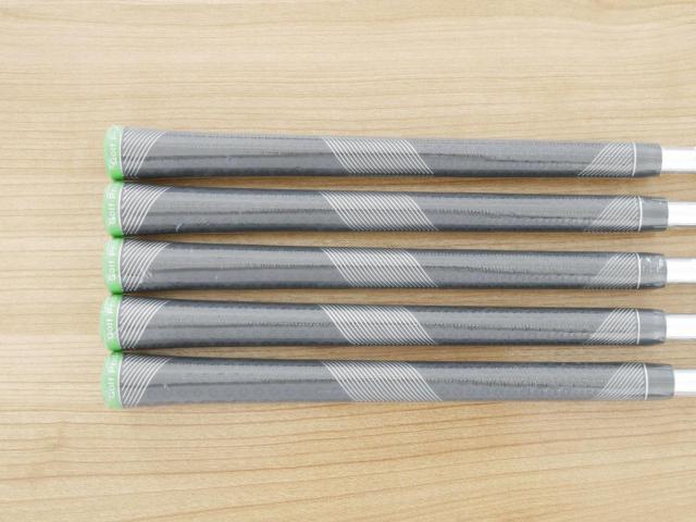 Iron set : Callaway : **ของใหม่ ยังไม่แกะพลาสติก** ชุดเหล็ก Callaway ELYTE (ออกปี 2025 ตีง่ายมาก ไกล Japan Spec.) มีเหล็ก 6-Pw (5 ชิ้น) ก้านเหล็ก NS Pro Zelos 7 Flex S