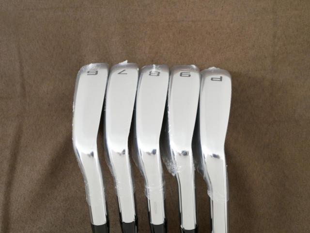 Iron set : Callaway : **ของใหม่ ยังไม่แกะพลาสติก** ชุดเหล็ก Callaway ELYTE (ออกปี 2025 ตีง่ายมาก ไกล Japan Spec.) มีเหล็ก 6-Pw (5 ชิ้น) ก้านเหล็ก NS Pro Zelos 7 Flex S