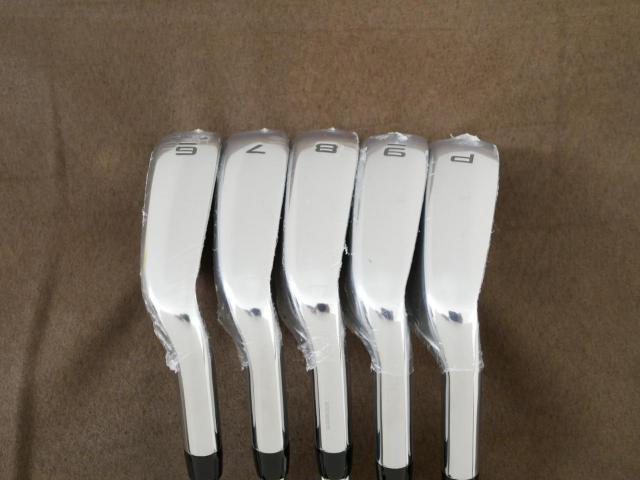 Iron set : Callaway : **ของใหม่ ยังไม่แกะพลาสติก** ชุดเหล็ก Callaway ELYTE X (ออกปี 2025 ตีง่ายมาก ไกล Japan Spec.) มีเหล็ก 6-Pw (5 ชิ้น) ก้านเหล็ก NS Pro Zelos 7 Flex R