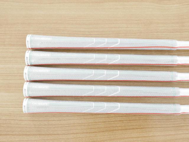 Lady club : All : **ของใหม่ ยังไม่แกะพลาสติก** ชุดเหล็ก Taylormade SIM GLOIRE (รุ่นปี 2021 รุ่นท๊อปสุด Japan Spec) มีเหล็ก 7-Pw,Sw (5 ชิ้น) ก้าน Fujikura Air Speeder Flex A (Lady)