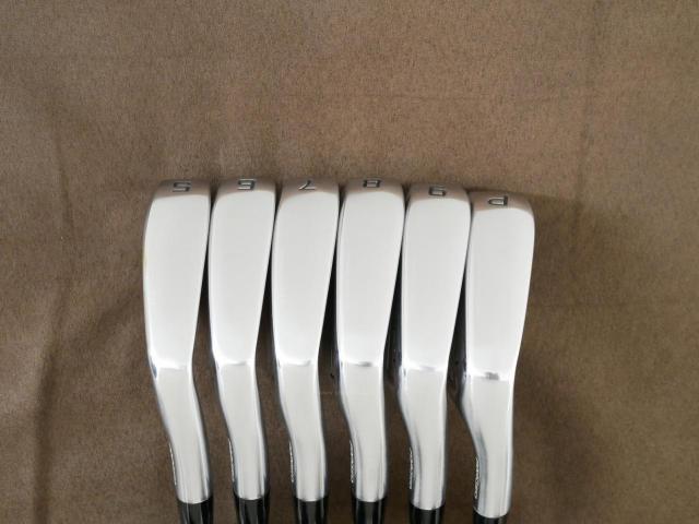 Iron set : Other Brand : ชุดเหล็ก Cobra King TEC Forged (ออกปี 2025) มีเหล็ก 5-Pw (6 ชิ้น) ก้านเหล็ก KBS S-Taper Lite Flex R