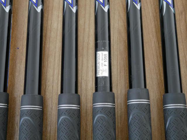 Iron set : Mizuno : ชุดเหล็ก Mizuno JPX EIII Hot Metal (รุ่นท้อป หน้าเด้ง ตีไกล) มีเหล็ก 5-Pw,52 (7 ชิ้น) ก้านกราไฟต์ Flex R
