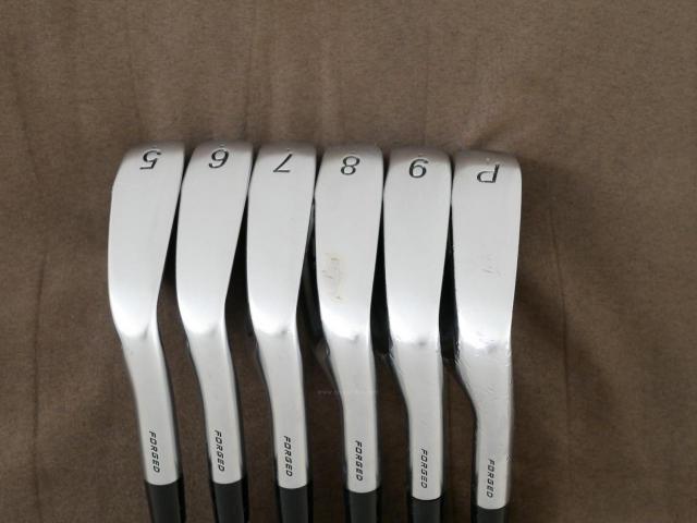 Iron set : PRGR : ชุดเหล็ก PRGR 02 Forged (ปี 2021 นุ่มมาก หายาก) มีเหล็ก 5-Pw (6 ชิ้น) ก้านกราไฟต์ Mitsubishi Diamana Flex SR