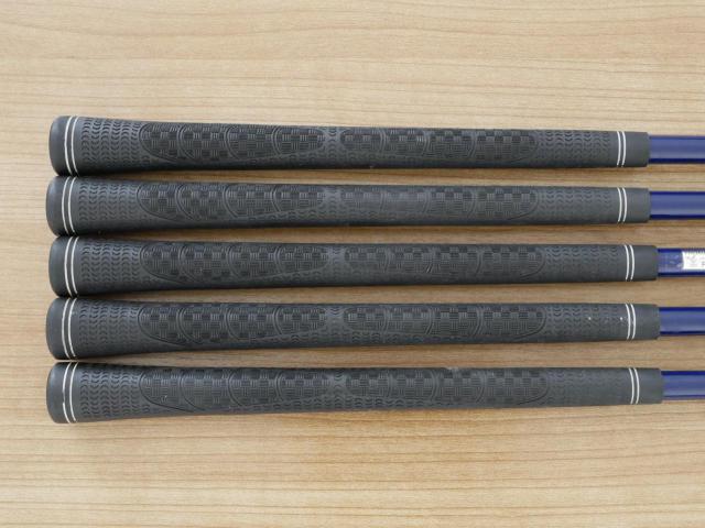Iron set : Honma : ชุดเหล็ก Honma Bezeal 535 (ปี 2019 รุ่นนี้ใบใหญ่ที่สุดของ Honma) มีเหล็ก 6-10 (5 ชิ้น) ก้านกราไฟต์ Honma Vizard 48 Flex SR

