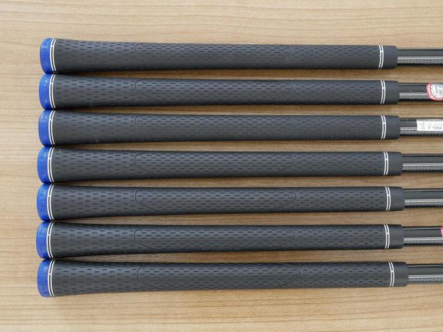 Iron set : Taylormade : ชุดเหล็ก Taylormade Gloire F2 Forged (รุ่นท๊อปสุด Japan Spec. ออกปี 2017) มีเหล็ก 6-Pw,Aw,Sw (7 ชิ้น) ก้านกราไฟต์ Flex S