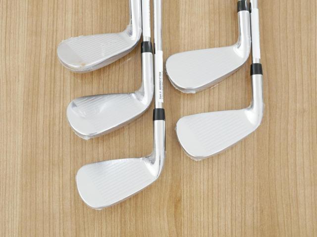 Iron set : Callaway : **ของใหม่ ยังไม่แกะพลาสติก** ชุดเหล็ก Callaway ELYTE (ออกปี 2025 ตีง่ายมาก ไกล Japan Spec.) มีเหล็ก 6-Pw (5 ชิ้น) ก้านเหล็ก NS Pro 950 NEO Flex S