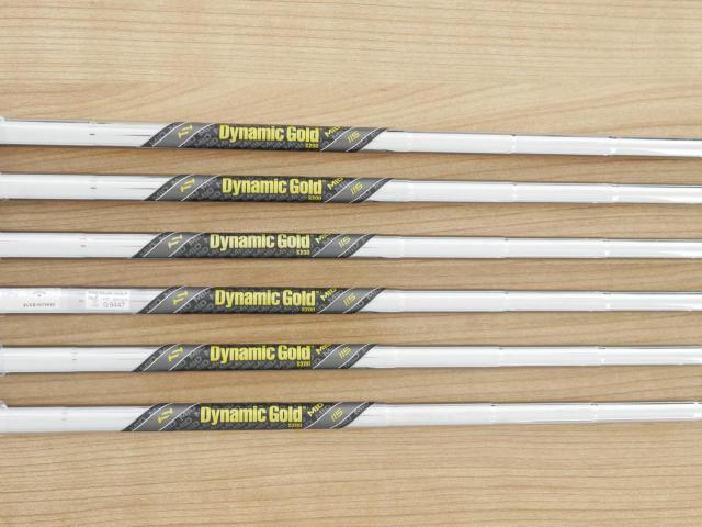 Iron set : Callaway : **ของใหม่ ยังไม่แกะพลาสติก** ชุดเหล็ก Callaway X Forged (ออกปี 2024 นุ่ม แน่น หล่อมาก) มีเหล็ก 5-Pw (6 ชิ้น) ก้านเหล็ก Dynamic Gold 115 MID S200