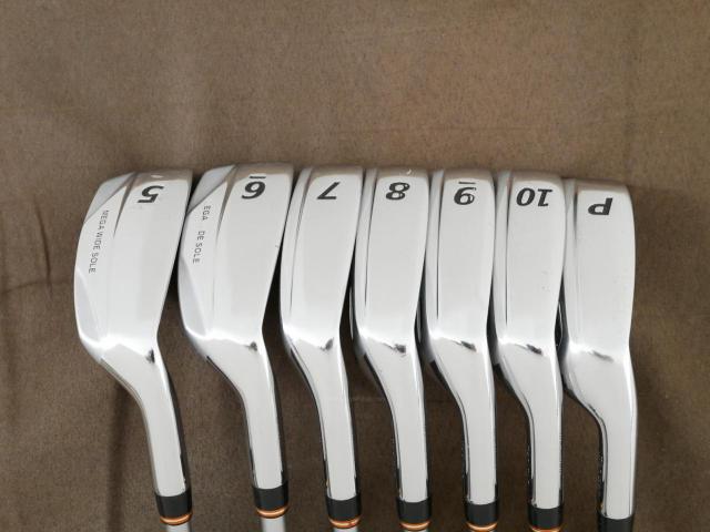 Iron set : Maruman : ชุดเหล็กกระเทย Maruman Shuttle i3000Mx (ตีง่ายมากๆ ไกล เหล็กยาวเป็น Utility) มีเหล็ก 5-10,Pw (7 ชิ้น) ก้านกราไฟต์ Flex S